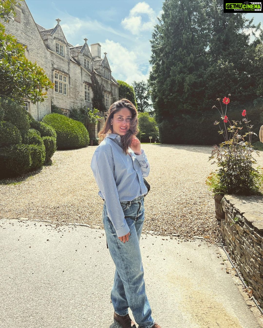 Kareena Kapoor Instagram - Monday Mood in the Cotswolds💖🌈⭐️