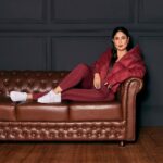 Kareena Kapoor Instagram - Vogue up like this 💃🏻🛋️ @pumaindia Shop the all-new PUMA X VOGUE collection and more AW22 styles on PUMA.com. Click the link in bio. #PUMAxKareena #Ad