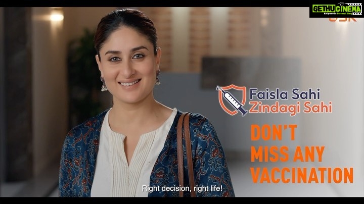 Kareena Kapoor Instagram - Immunization helps save millions of lives every year! This World Immunization Week, WHO’s theme is ‘The big catch up’, so is my message to all the parents:   Let’s ensure our children are up to date with their vaccination status and don’t miss a single vaccination of the vaccination card as advised by your Pediatrician.  Even if any vaccination is missed, don’t worry speak to your Pediatrician about it. After all vaccination card is your child’s #HealthKaPassport.   For information on vaccination, talk to your Pediatrician & to get digital vaccination tracker, visit the link in my bio.   #Ad #FaislaSahiZindagiSahi #HealthKaPassport #Dontmissvaccination #worldimmunizationweek
