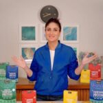 Kareena Kapoor Instagram - Who says healthy has to be boring? 🤷🏻‍♀️ This World Health Day, join me on a journey towards a healthier tomorrow with @trunativ Everyday Range 💁🏻‍♀️ With their innovative products it’s easy to solve nutritional challenges and #AddTheGood to your plate & your Everyday 😋 #WorldHealthDay #TruNativ #AddTheGood #NutritionSimplified