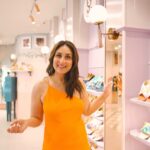 Kareena Kapoor Instagram - For me it was like being a kid in a candy store 😉 👠 💕 Loved the new collection @fizzygoblet! #Fizzygoblet x #KareenaKapoorKhan #PaidPartnership Fizzy Goblet