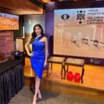 Karishma Kotak Instagram - No blues here for the “Global chess league” #stageready #tvpresenter #höstmode Mumbai - मुंबई