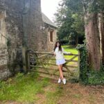 Karishma Kotak Instagram - 🏴󠁧󠁢󠁥󠁮󠁧󠁿 🤍