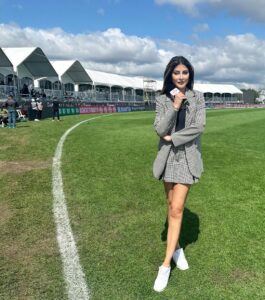 Karishma Kotak Instagram - Back in the habit!!!! #livecricket @gt20canada 🏏🎀