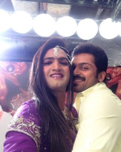 Karthi Instagram - Vaadi en Kareena Chopra 😁

#Throwback