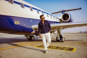 Karthi Instagram - On the way to Delhi! 

#PS2 #PonniyinSelvan2 

Styled by #poornimaramaswamy 

📸 @arunprasath_photography
