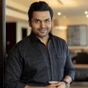 Karthi Instagram - Kovai uravugalukku Nandri!😊

#PS2 #ponniyinselvan2 

Styled by #poornimaramaswamy 

Wearing - @rohitgandhirahulkhanna

📸 @kiransaphotography
