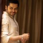 Karthi Instagram – Nanni kochi! ❤️❤️ Thank you for the unconditional love makkale!

#ponniyinselvan2 #ps2

Styled by #poornimaramaswamy 

Wearing @zob.ha 

📸 @arunprasath_photography