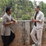 Karthi Instagram – സുഹൃത്തിനൊപ്പം ചായ ☕️ PS and VT in conversation over a cuppa chaaya #kochi #ps2cholatour #teawithnanban
