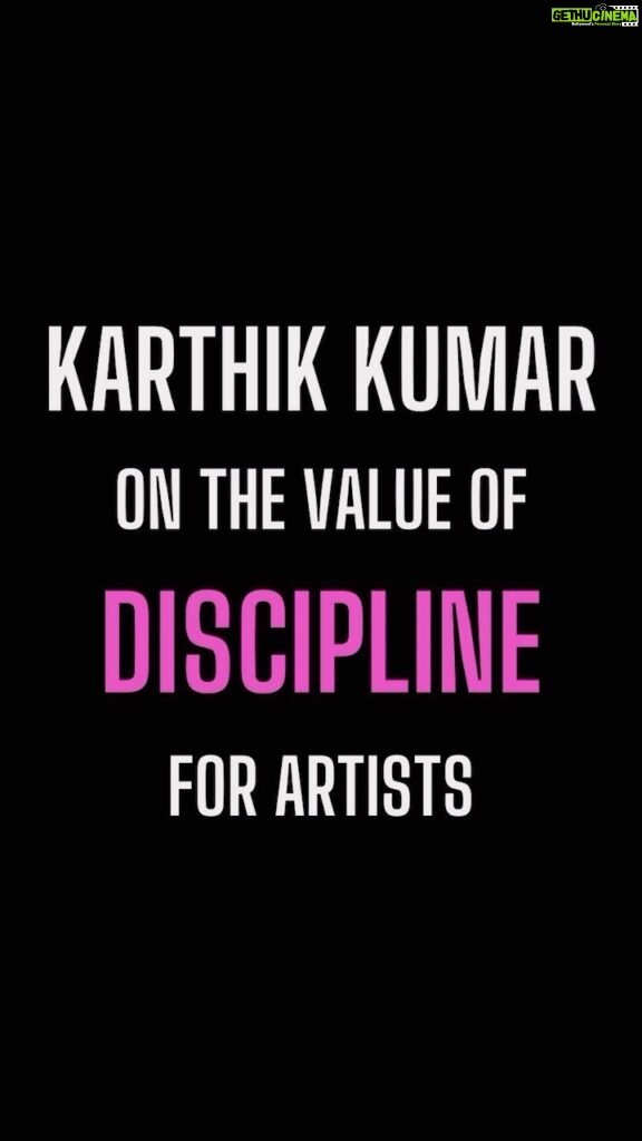 Karthik Kumar Instagram - A meaningful conversation on a podcast with @kvkurious #Artists #discipline #entrepreneur #hustle