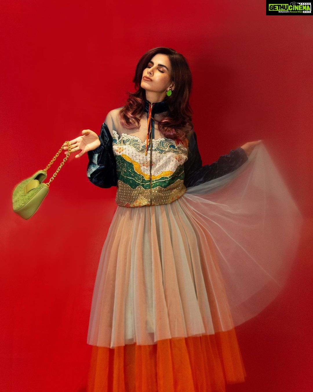Kirti Kulhari Instagram - IMPERFECT is PERFECT ❤️ For @gqindia 💗 @iamkirtikulhari Wearing: @jajaabor2017 Earrings: @voycejewellery Ring: @aditi_bhatt @Aquamarine Bag: @charleskeithofficial Shoes: @aldo_shoes Makeup & Hair: @nidhiagarwalmua Make-up & Hair Assisted: @remtygarg_makeupartistry Photography: @navindhyaniphoto Styling: @shivangiishrivastav @tryambakam_shivangishrivastava Styling Team: @tapaswini_dalai_ Pr @mulberry_media Kirti’s team - @imitrayan #highfashion #editorial #fashion #thinkincolours #styleispersonal #fashionista #teamwork #ilikecrazy #thinkoutofthebox