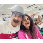 Kirti Kulhari Instagram - #khichdimadness ❤️ @hatsoffproduction @jd_majethia @mua_anuradharaman @raksha.kumawat @teja.teja_ @imitrayan @instafalguni #aatishkapadia #supriyapathak #anangdesai #vandanapathak #rajiv #keith