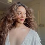 Madhurima Roy Instagram - Felt pretty, might not later 🤷🏻‍♀️