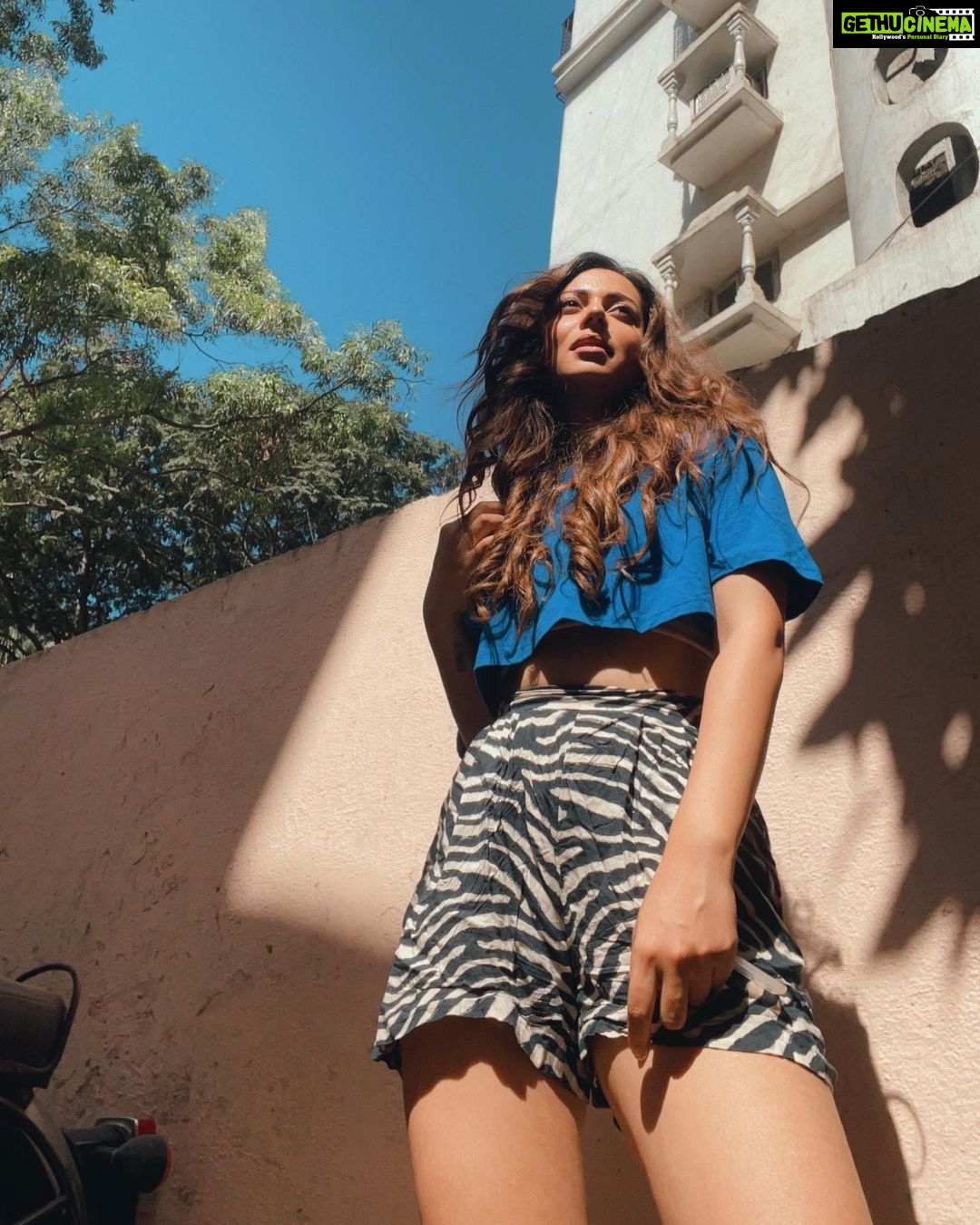 Madhurima Roy Instagram - Sunday blues a thing? 🦕