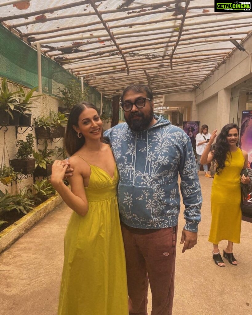 Madhurima Roy Instagram - Honoured and blessed to be a part of this gripping, edge of the seat, amazing film! With the main man @anuragkashyap10 and the cast and crew of #dobaaraa .. More pictures to follow ✨ Wearing @fancypantsofficial Hair and makeup @kimberlyfuey .. #dobaaraa #screening #premiere #cultmovies #athena #vermillion