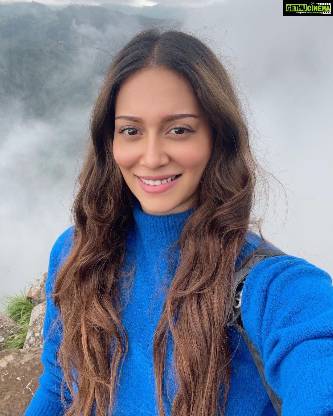 Madhurima Roy Instagram - Blue is the warmest colour. And green too 🍀☁️🙃 Conoor