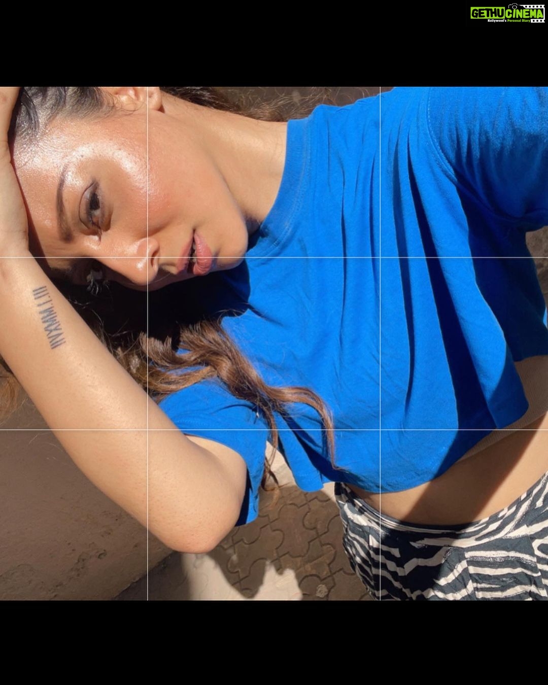 Madhurima Roy Instagram - Sunday blues a thing? 🦕