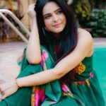 Madhurima Tuli Instagram - ✨💚✨ Wearing ~ @byutify.in 📸 ~ @o_chhayachitrakar @lacelebrite05