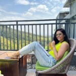 Madhurima Tuli Instagram – Nature never goes out of style.. 🌞💚

#nature #greenery #uttrakhand #beauty #clouds