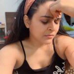 Madhurima Tuli Instagram - Bahut gyan ho Gaya 🤪❤️ #justforfun #reelkarofeelkaro #reelitfeelit
