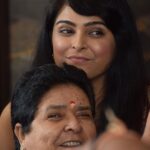 Madhurima Tuli Instagram - And the anniversary was funtastic 🥳♥️ Lots of love to you both!! God Bless you @swatisinha2309 @rewati.7100 ♥️♥️