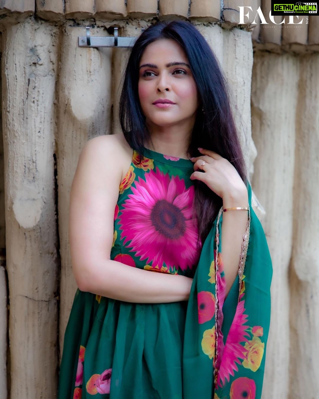 Madhurima Tuli Instagram - @madhurimatuli is a popular name of the Indian telly industry. She has been part of several popular shows and has impressed fans with her performance in popular Television shows such as “Kumkum Bhagya” and “Chandrakanta”. She also participated in various popular reality shows such as “Big Boss”, “Nach Baliye” and “Khatron Ke Khiladi”. Her first Hollywood venture came in 2017 where she played the younger version of Shabana Azmi (Maharaja Duleep Singh's mother) in the film “The Black Prince”. Know more about her secret to stay fit, the most challenging character till date, mantra to staying positive and her dream role from the link in bio. #FaceMagazine #MadhurimaTuli #Actress #Exclusive #Interview #DailySoap #MeettheFaces #Explore