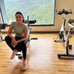 Madhurima Tuli Instagram – 🐥💪🏽♥️

#gymming #gymlife #workout #befit