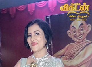 Madhushree Instagram - Soooo happy to got this #ananadavikatan #awards #mallipoo magic .. #arrahman #gautammenon #silambarasan #velsuniversity #drisharikganesh #siddhiadnani #vtk #music #songs #singers #lyrics #tamil