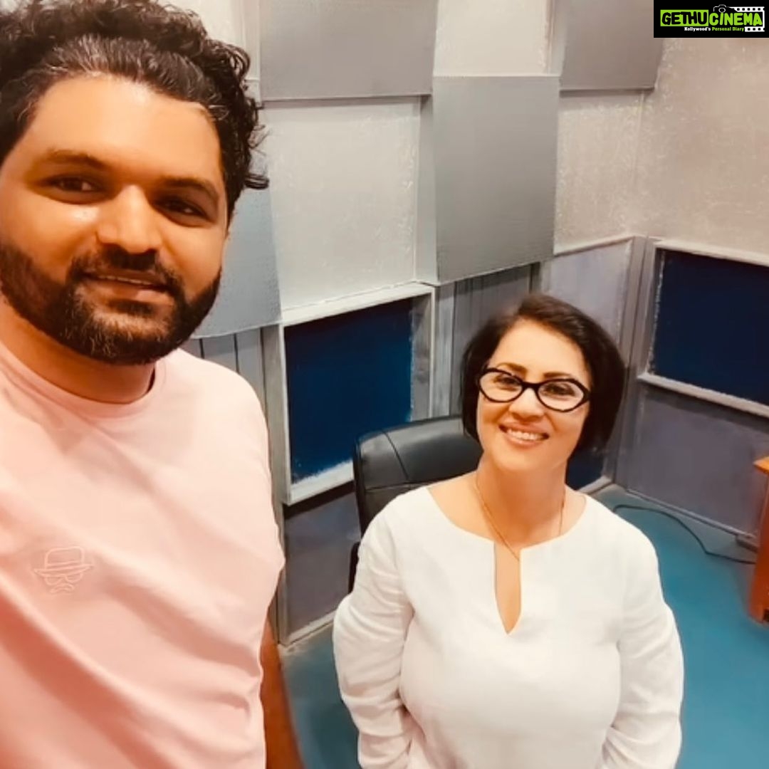 Madhushree Instagram - Recorded a very romantic song #moondrammanithan #ramdev music by DrDevji & venusankar #tamil #song #music #singer #voice #tamilnadu #romantic