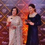 Madhushree Instagram - Thank you #jfw for best female playback singer awards for Mallipoo song . Honoured to got this from the #legengary #singer #sujathamohan ji #mallipoo #vtv #arrahman #tamil #songs #silambarasan #gautammenon #thinkmusic #mallipoomadhushree #mallipoolove #drisharikganesh #mallipoodance #jfwmovieawards2023