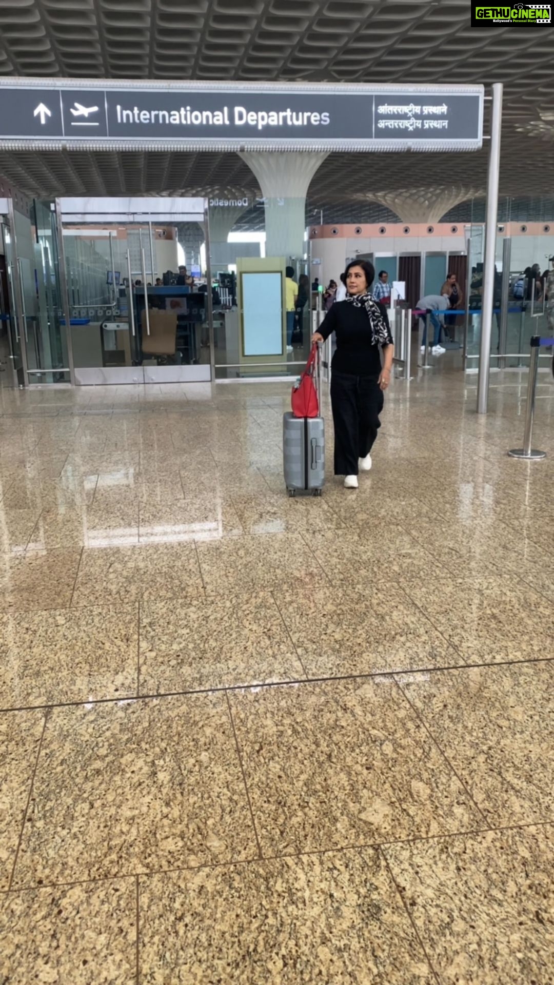 Madhushree Instagram - Traveling makes me feel good. #good #journey #feelings #music