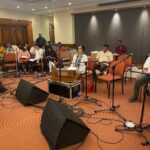 Madhushree Instagram - rehearsal for coming 11th show in Dom NSC. Big band . #skmusicworks #anupjalota #jaintemple #jain