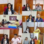 Madhushree Instagram - Today It was a wonderful interaction with #kamalji great environment #vividbharati #akashvaani #mumbai #kamalsharma #zubairkhan #stationdirector #renuchaturvedi