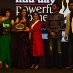 Madhushree Instagram - #middaypowerfulwomenawards2023 . #naarishakti . Presented by 2 #poweful #women hon #amrutafadnavis ji wife of #devendrafadnavis ji and #wardakhannadiadwala wife of #sajidnadiadwala . #shakti #naarishakti #deputychiefminister #devendrafadnavis #filmmaker #sajidnadiadwala #singer #song #singing #musician #music #voice #iconicvoice #playbacksinger #artist #art