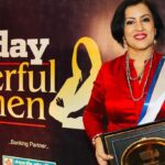 Madhushree Instagram - #middaypowerfulwomenawards2023 . #naarishakti . Presented by 2 #poweful #women hon #amrutafadnavis ji wife of #devendrafadnavis ji and #wardakhannadiadwala wife of #sajidnadiadwala . #shakti #naarishakti #deputychiefminister #devendrafadnavis #filmmaker #sajidnadiadwala #singer #song #singing #musician #music #voice #iconicvoice #playbacksinger #artist #art