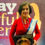 Madhushree Instagram - #iconicvoice of the year . #middaypowerfulwomenawards2023 #amrutafadnavis #amrutafadnavisfanclub #wardhanadiadwala #wardakhannadiadwala #women #awards #iconic #voice #power #powerful #iconicvoice #musician #music #singer #singing #song #songwriter #playbacksinger #mallipoo