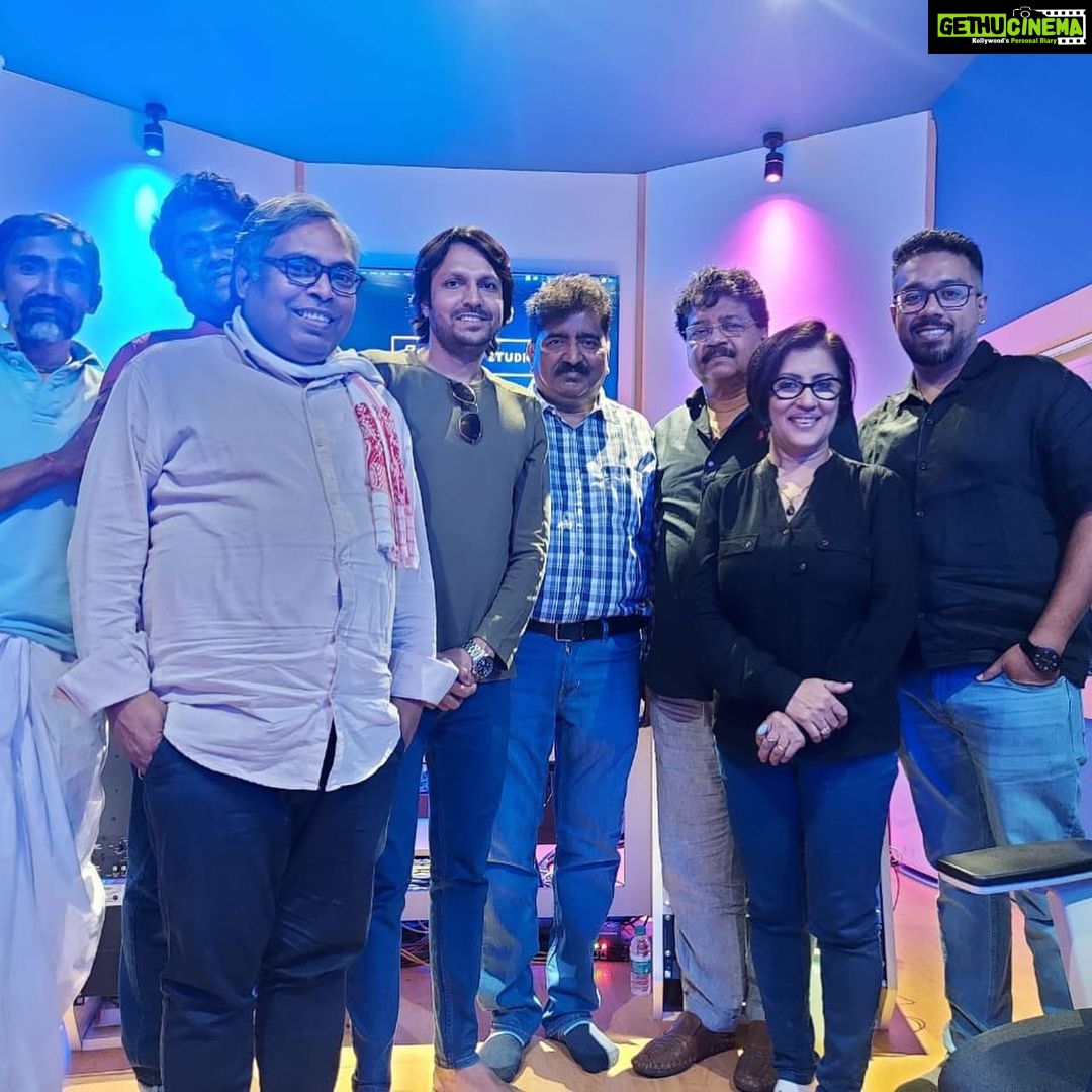 Madhushree Instagram - Recorded 2 songs of the film #loverays . #gratitudestudio #robbybadal #manojkrishna #film #music #singer #song #voice #corras #instagood #instagram #instavoice #instasong #instamood #instamusic #rajapal #anubhavsuman #sayanchakraborty