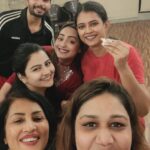 Madhushree Instagram – Enjoying #christmaseve  with #dance  #choriographer  #avnigada  #fun  #dancing  #avnigada  beautiful Trisha , Chesta  Ramansing  #music  #singing #dancing  #singer  #newyear #sykzgym