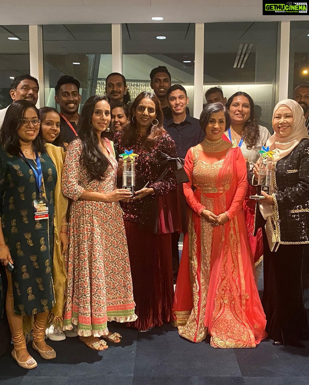 Madhushree Instagram - It was an amazing experience of vasantham pgm by mediacorp in Singapore #pradhanavizha2022 #singapore #mediacorp #vasantham. Again #mallipoo rocks