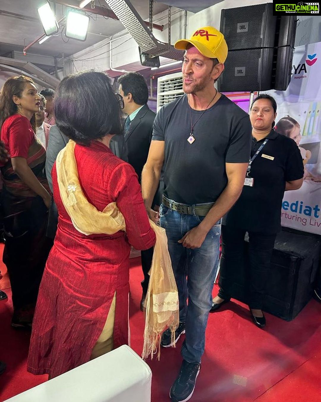 Madhushree Instagram - Inauguration of #suryahospitals #chembur #hrithikroshan #drawasthi #jodhaakhbar #inlamhonkedaamanmein #arrahman #ashutoshgowariker #aisharyaraibachan #javedakhter