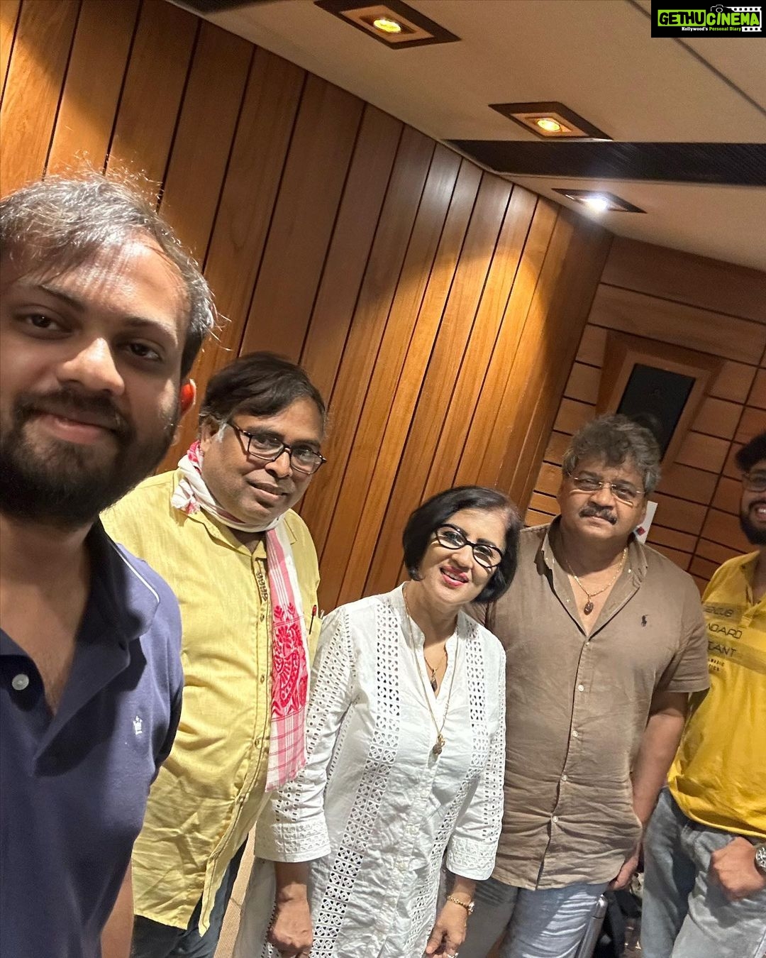 Madhushree Instagram - Enjoying the mixing after recording a song of a upcoming film. #recording #film #song #singing #music #lyrics #robbybadal #manojkrishna #emsquarestudios #recordist