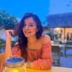 Mahima Makwana Instagram - 🕊️