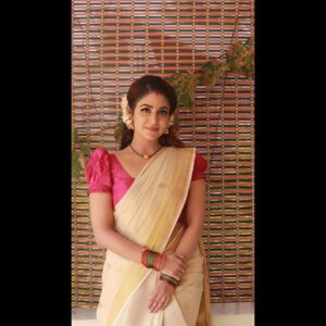 Malavika Wales Instagram - Chingam 🫶
#throwbackpicture📷 

📸 @deepucp.cp.7 
🎀 @shanirajesh3