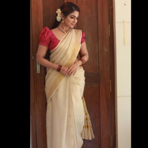 Malavika Wales Instagram - Chingam 🫶
#throwbackpicture📷 

📸 @deepucp.cp.7 
🎀 @shanirajesh3