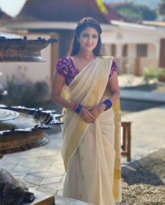Malavika Wales Instagram - இனிய பொங்கல்🙏🌾

📸 @harie.lal 

#pongal #goodvibes