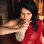 Mallika Sherawat Instagram - Saree girl….. . . . . . . . . . . #saree #allaboutbrides #designersarees #traditionaloutfit #ethnicwearonline #designerwear #sareecollection #partywearlehenga #indianwear #gold #pink #cute #instalove #smile #beautiful #alwayspositive #red #precious #friendly #brightlights #lipstic #better #allyouneed #dressdesigners #onthisday #peacefull #healthymindset #innerstrength #alwayssmile #designerfashion