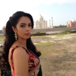 Mallika Sherawat Instagram - The Taj Mahal is beyond the power of words,it’s the loveliest of monuments, the most beautiful in the world …. . . . . . . . . #tajmahal #tajmahalindia #tajmahalagra #taj #historic #lovely #loveit #lovethis
