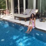 Mallika Sherawat Instagram - Have a relaxing weekend everyone, take a break from the hustle bustle of the city , recharge your batteries, enjoy some pure fresh air 🌴💦🌞 . . . . . . #reelkarofeelkaro #reelitfeelit #weekendgetaway Andaman & Nicobar Islands