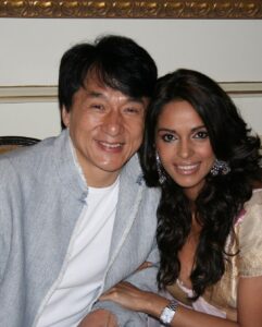 Mallika Sherawat Instagram - Throwback to the film The Myth, getting to be @jackiechan ‘s costar was an immense learning experience:)
.
.
.
.
.
.
 #throwbackthursday #tbt #tbt❤️ #throwback #jackiechan #themyth #actionfigures #actionmovie #cinema #film #legend #actionhero #bollywood