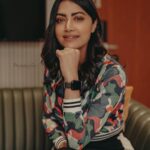 Mamta Mohandas Instagram – Color.. color.. which color do you want ? 🎨

Outfit @hrxbrand | Styling & HMU @mamtamohan 

#candidphotography by
@pepperoncinophotography at @maheshummaruthiyum #promotion
#casualwear #fashion #activewear #style #ownit